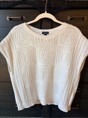 Splendid Cream Cable-Knit Boxy Sweater Vest